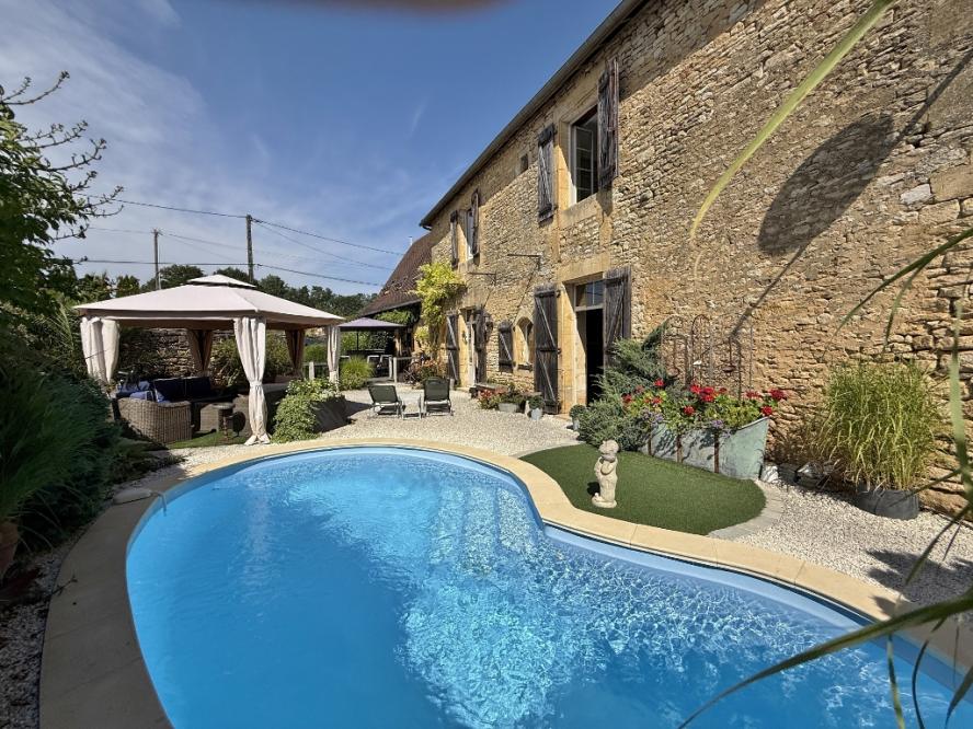 House in Arrondissement de Sarlat-la-Caneda - view 1