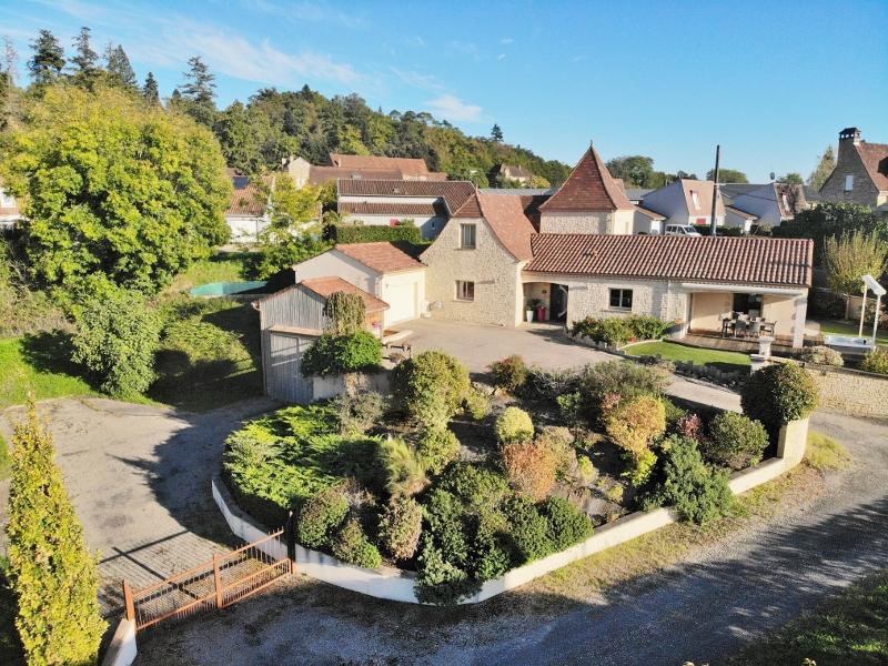 House in Sarlat-la-Caneda - view 1