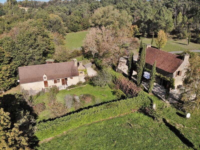 House in Sarlat-la-Caneda - view 1