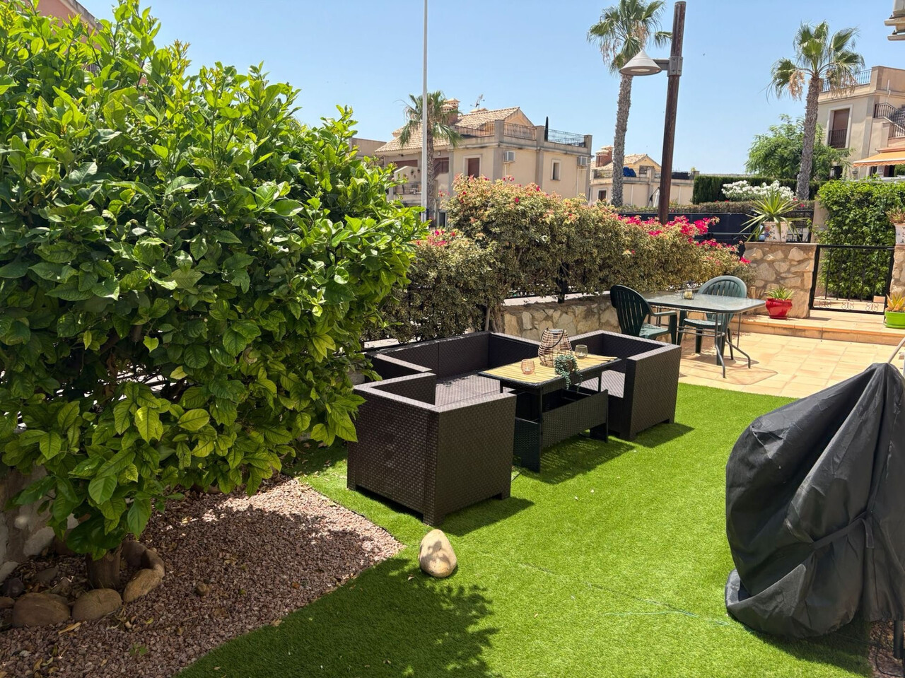 Apartment in Alicante - view 1