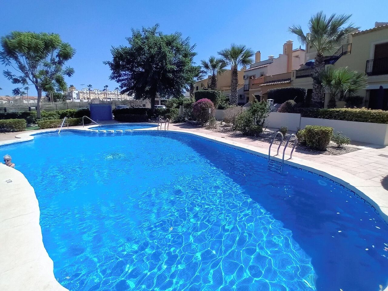 Apartment in Alicante - view 1