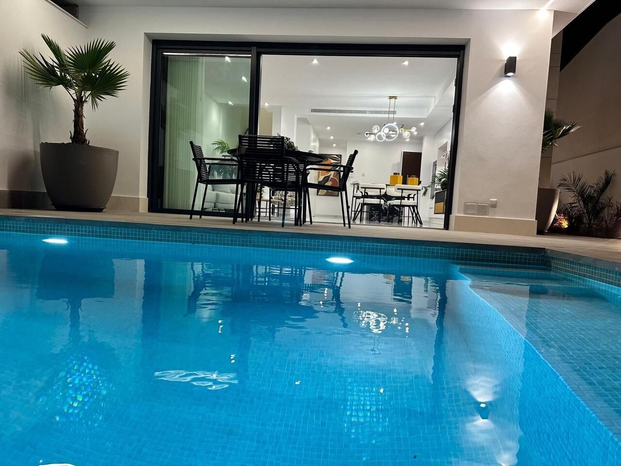 Villa in Santa Cruz - view 1