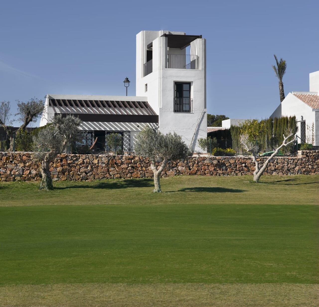 Villa in Santa Cruz - view 1
