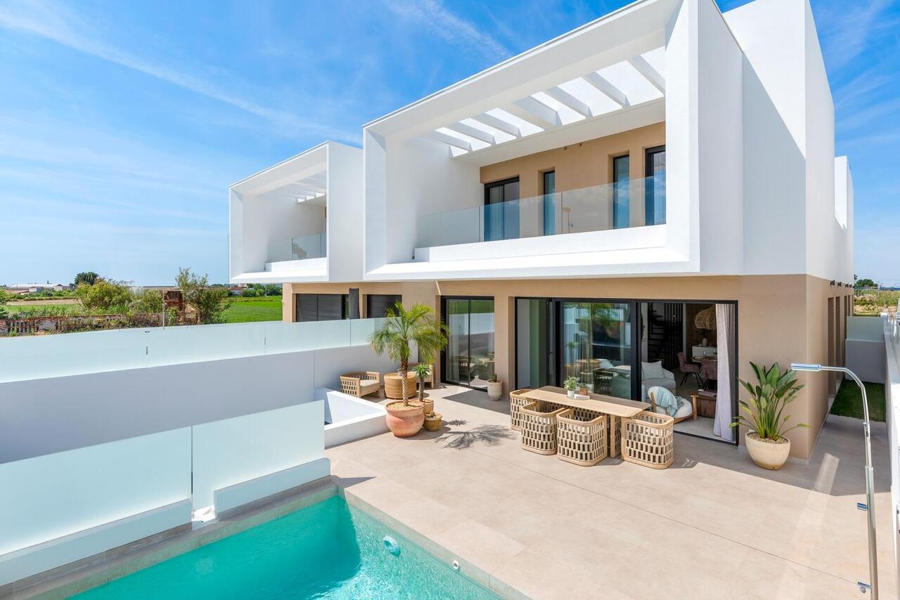 House in Dolores - view 1