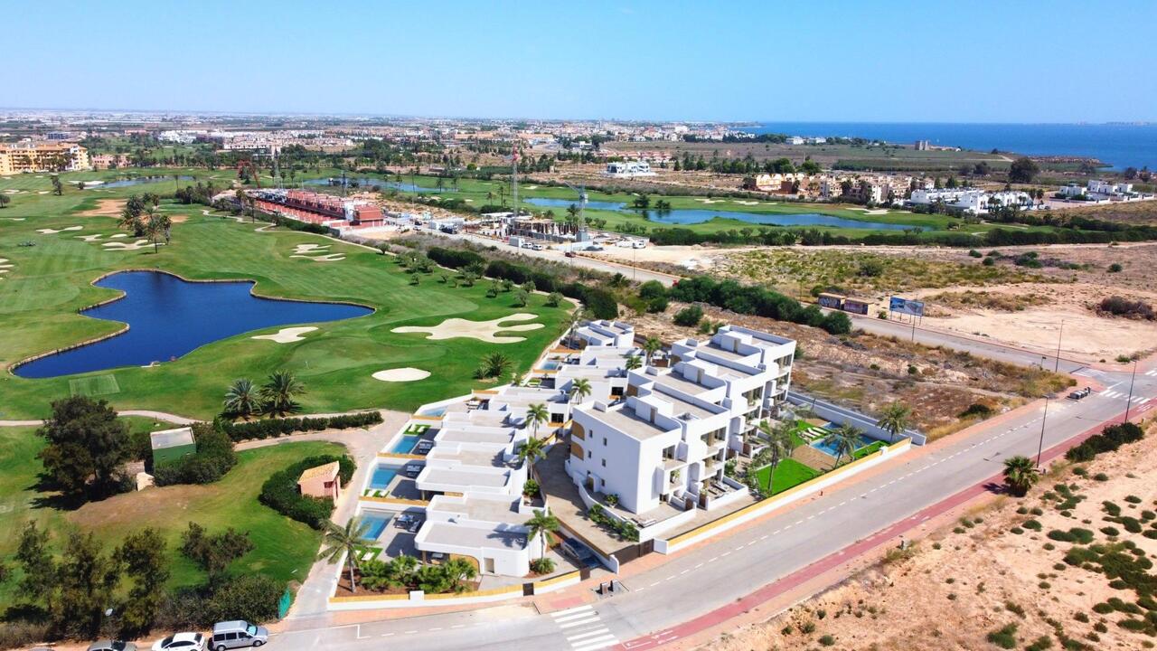 Apartment in Los Alcazares - view 1