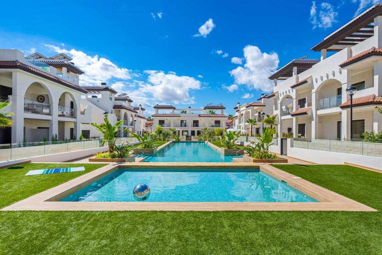 Apartment in Rojales - view 1