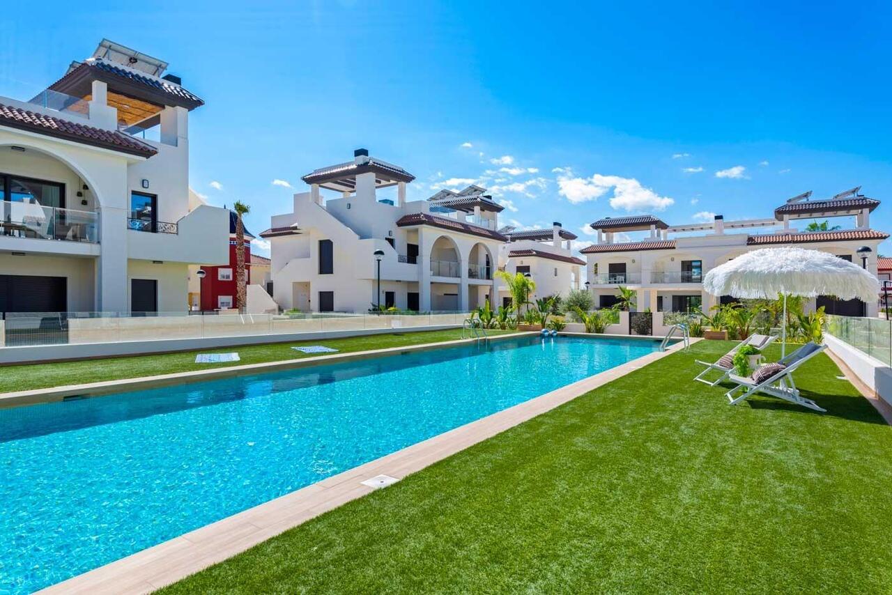 Apartment in Rojales - view 1