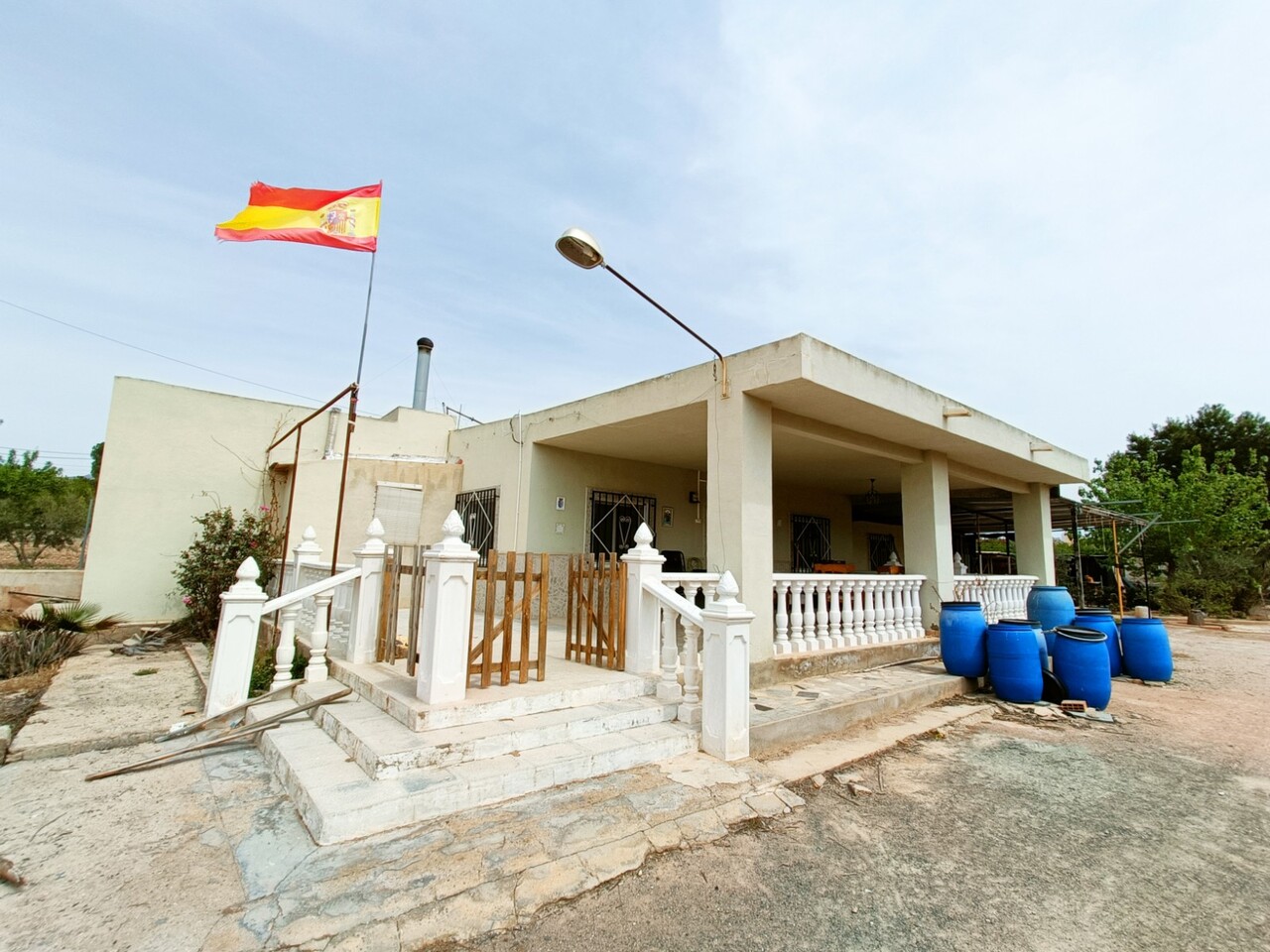 Villa in Alicante - view 1