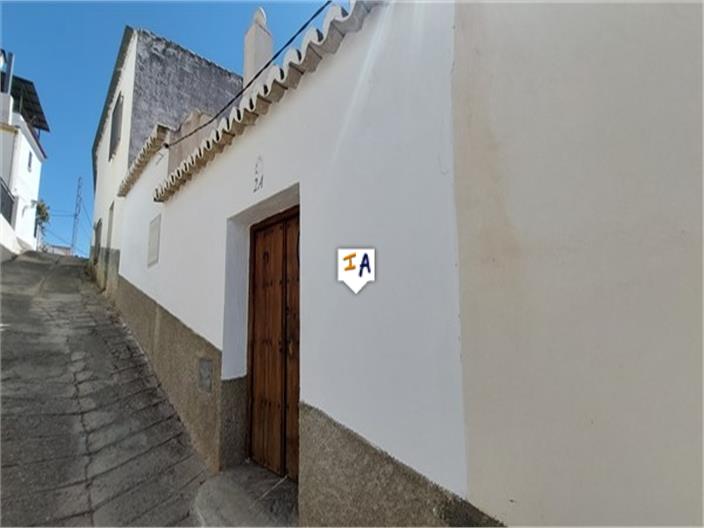 House in Granada - view 1