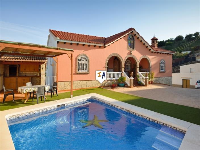 House in La Vinuela - view 1