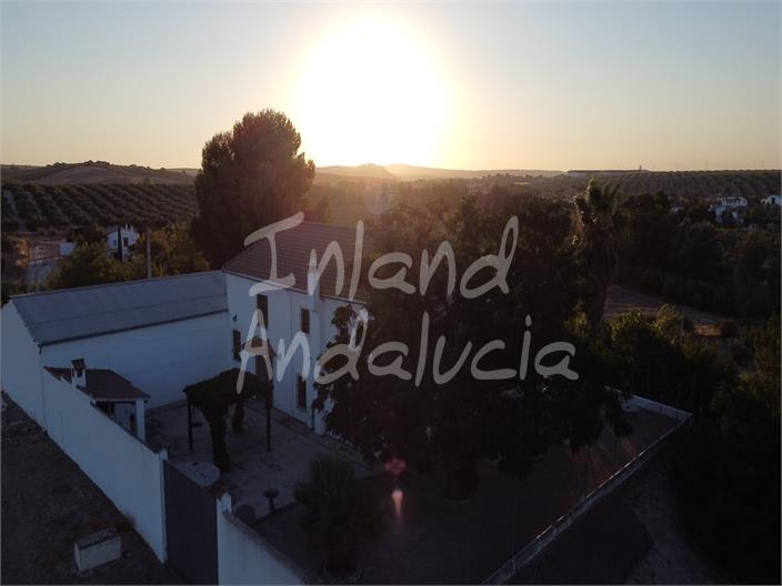 Farm, Ranch or Equestrian in Cabra - view 1