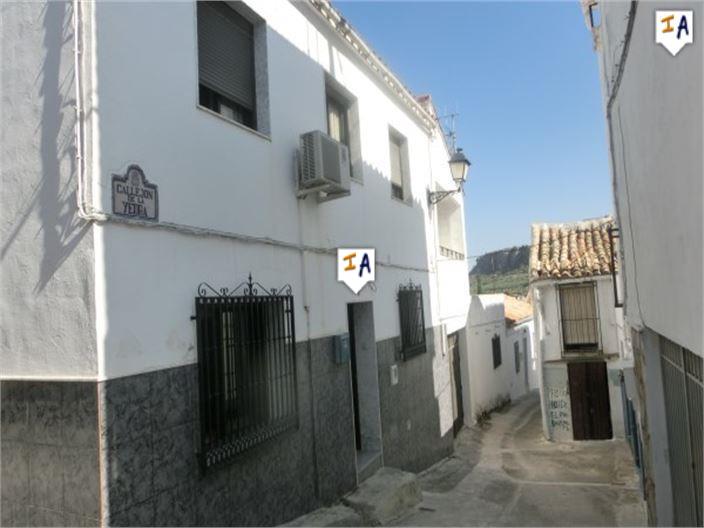 House in La Guardia de Jaen - view 1