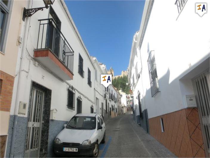 House in La Guardia de Jaen - view 1