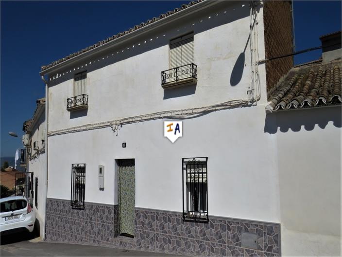 House in Alcaudete de la Jaya - view 1
