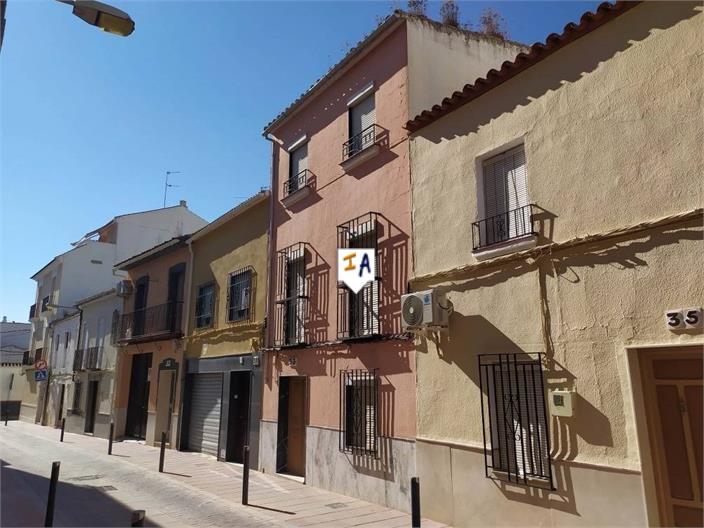 House in Seco de Lucena - view 1