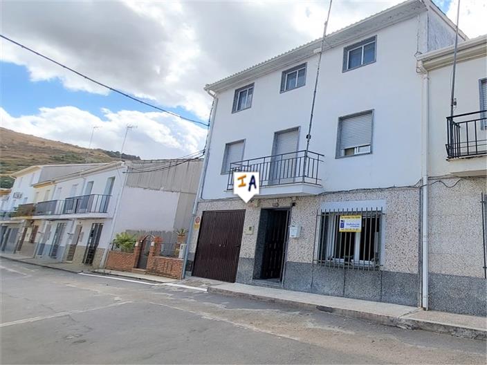 House in La Guardia de Jaen - view 1