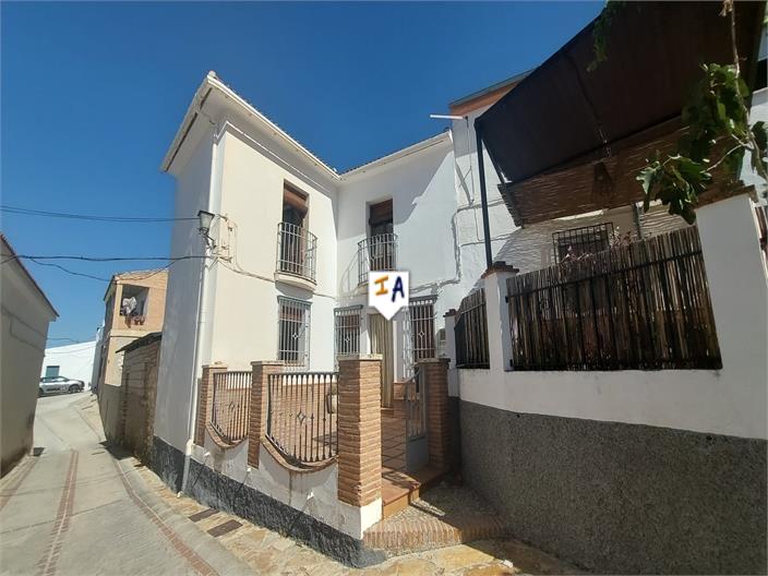 House in Granada - view 1