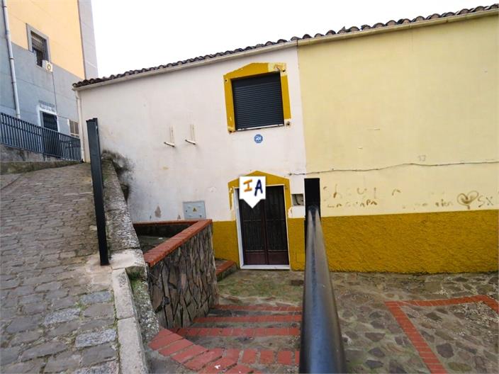House in Jaen - view 1