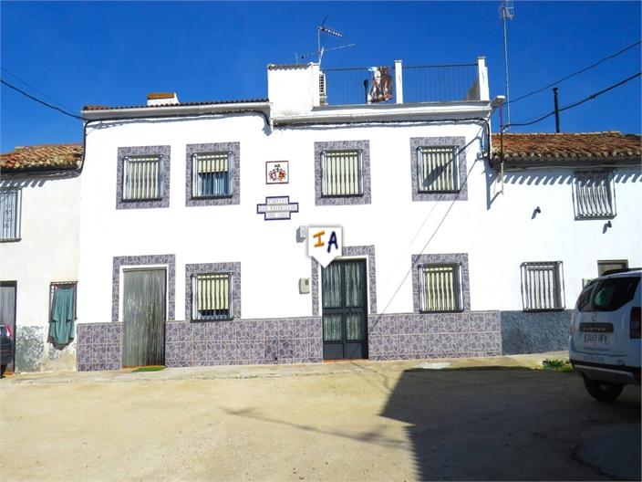 House in Jaen - view 1