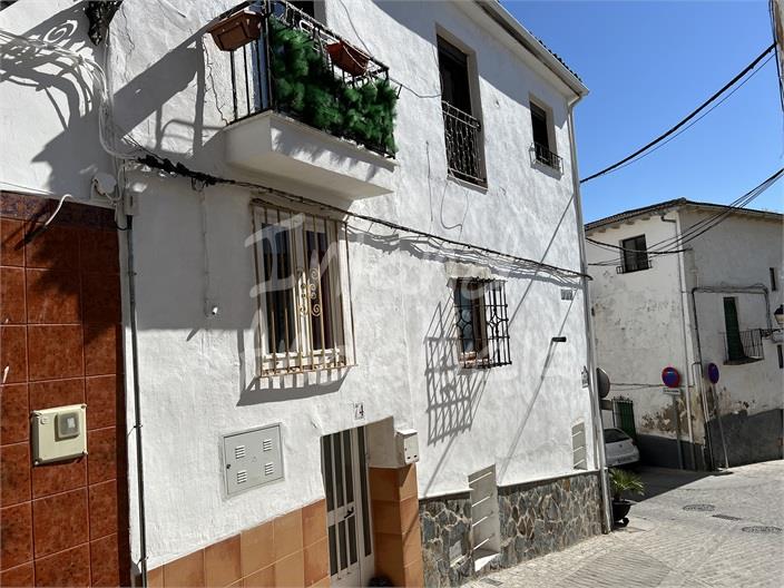 House in Alcala la Real - view 1