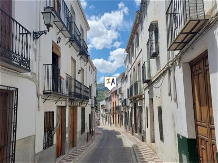 House in Luque - view 1