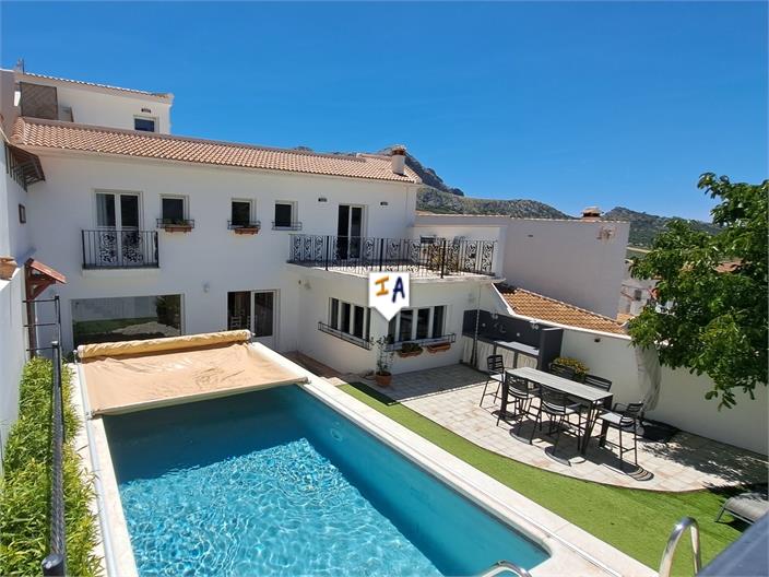 House in Malaga - view 1