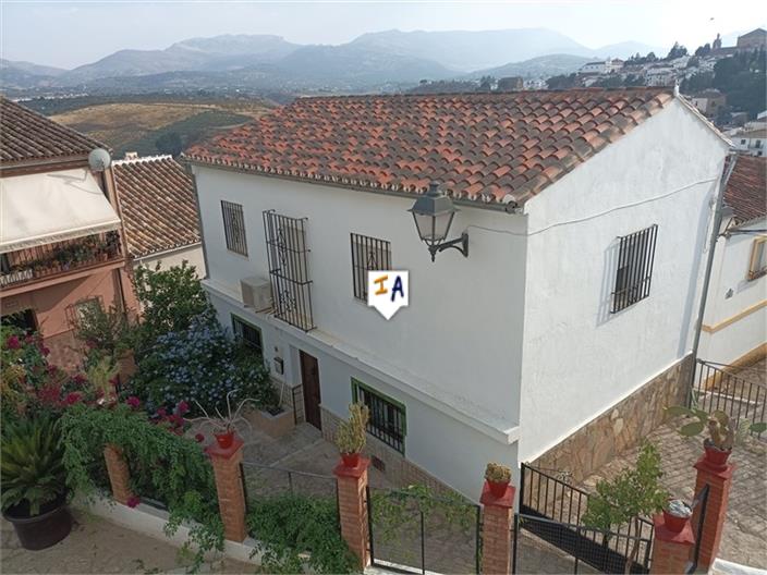 House in Ronda - view 1