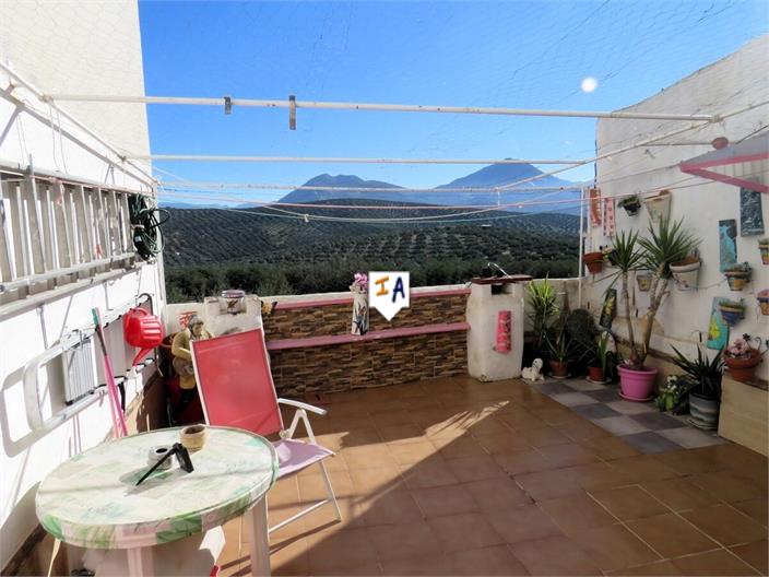 House in Bobadilla - view 1