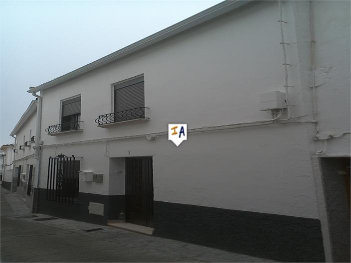 House in La Guardia de Jaen - view 1