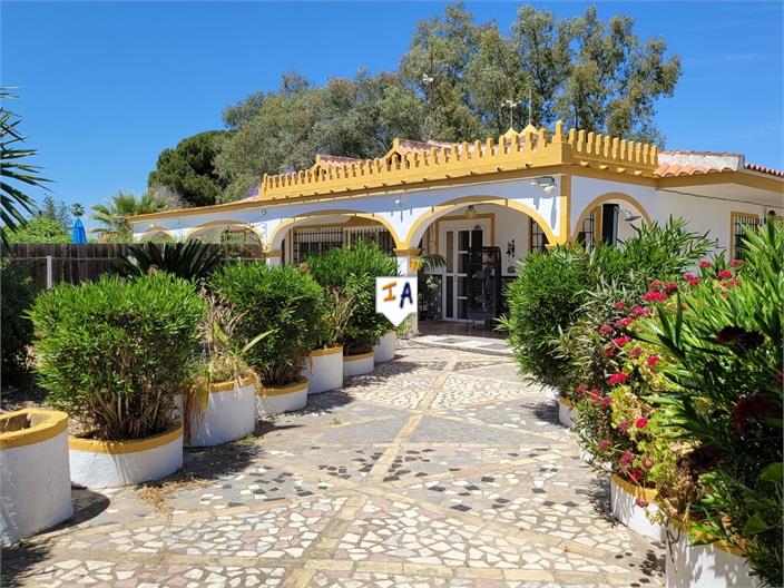 Villa in Marchena - view 1