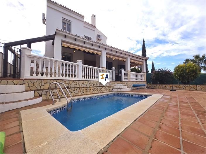 Villa in Torre del Mar - view 1