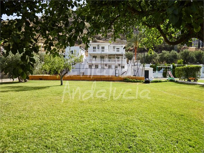 Villa in La Cerradura - view 1