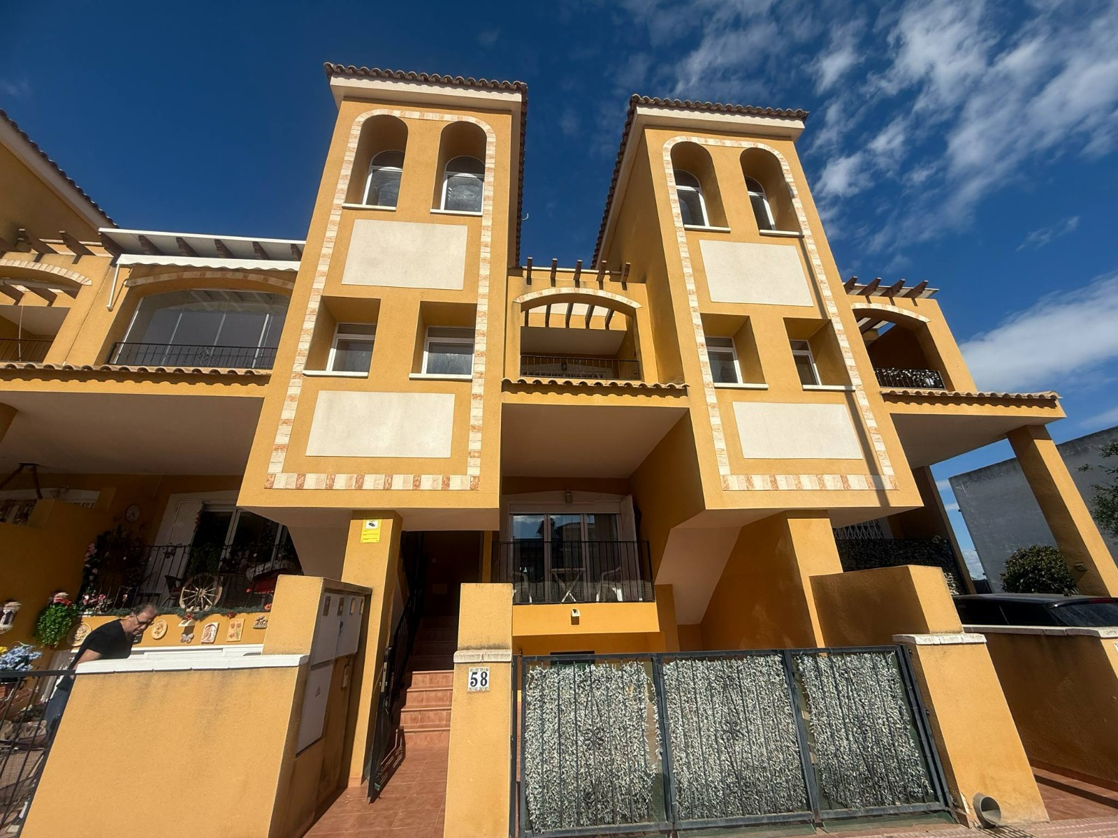 Apartment in Alicante - view 1