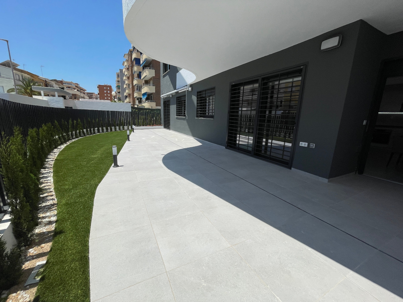 House in Alicante - view 1