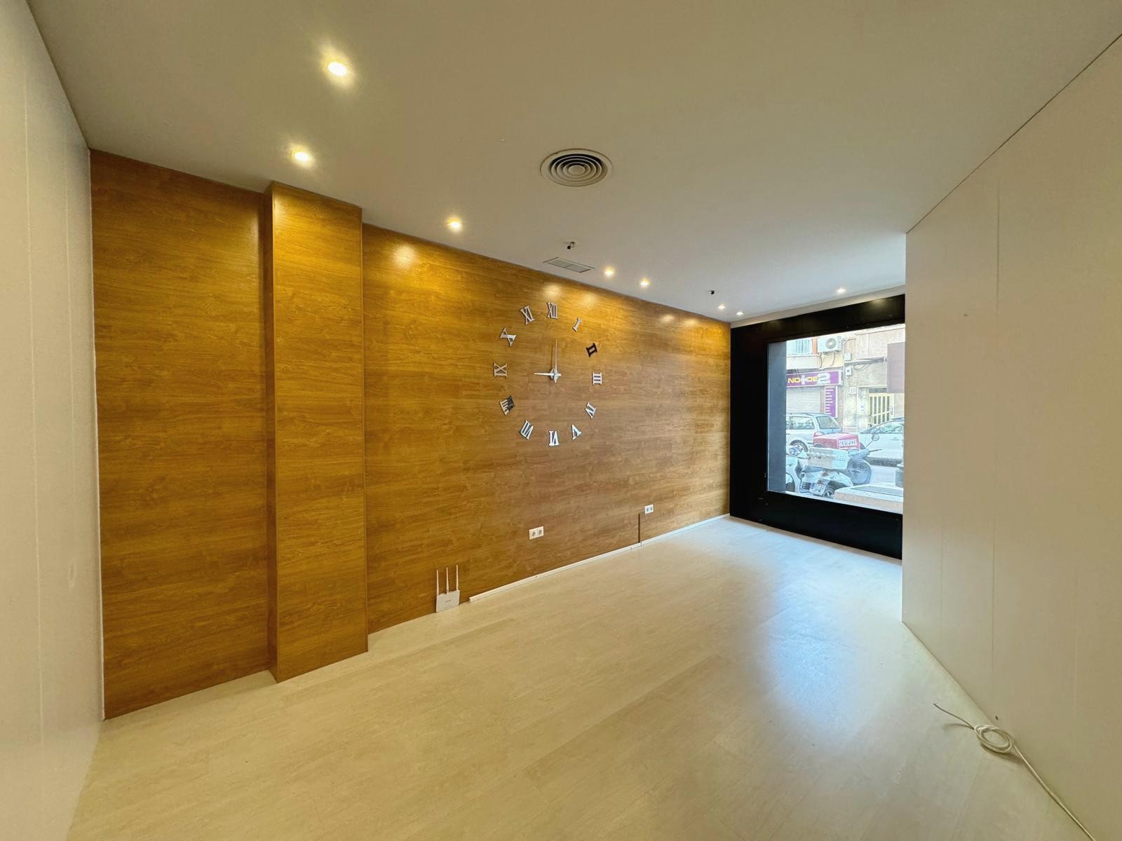 House in Guardamar del Segura - view 1