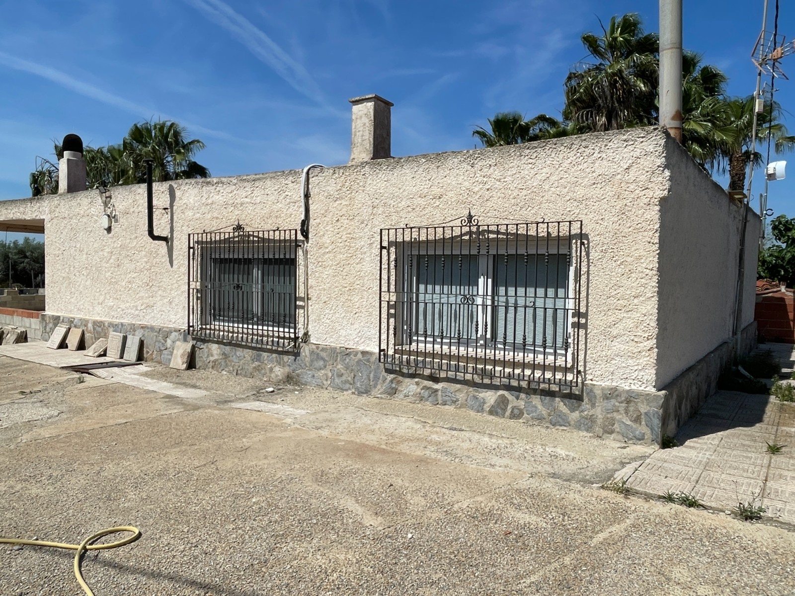 House in Crevillent - view 1