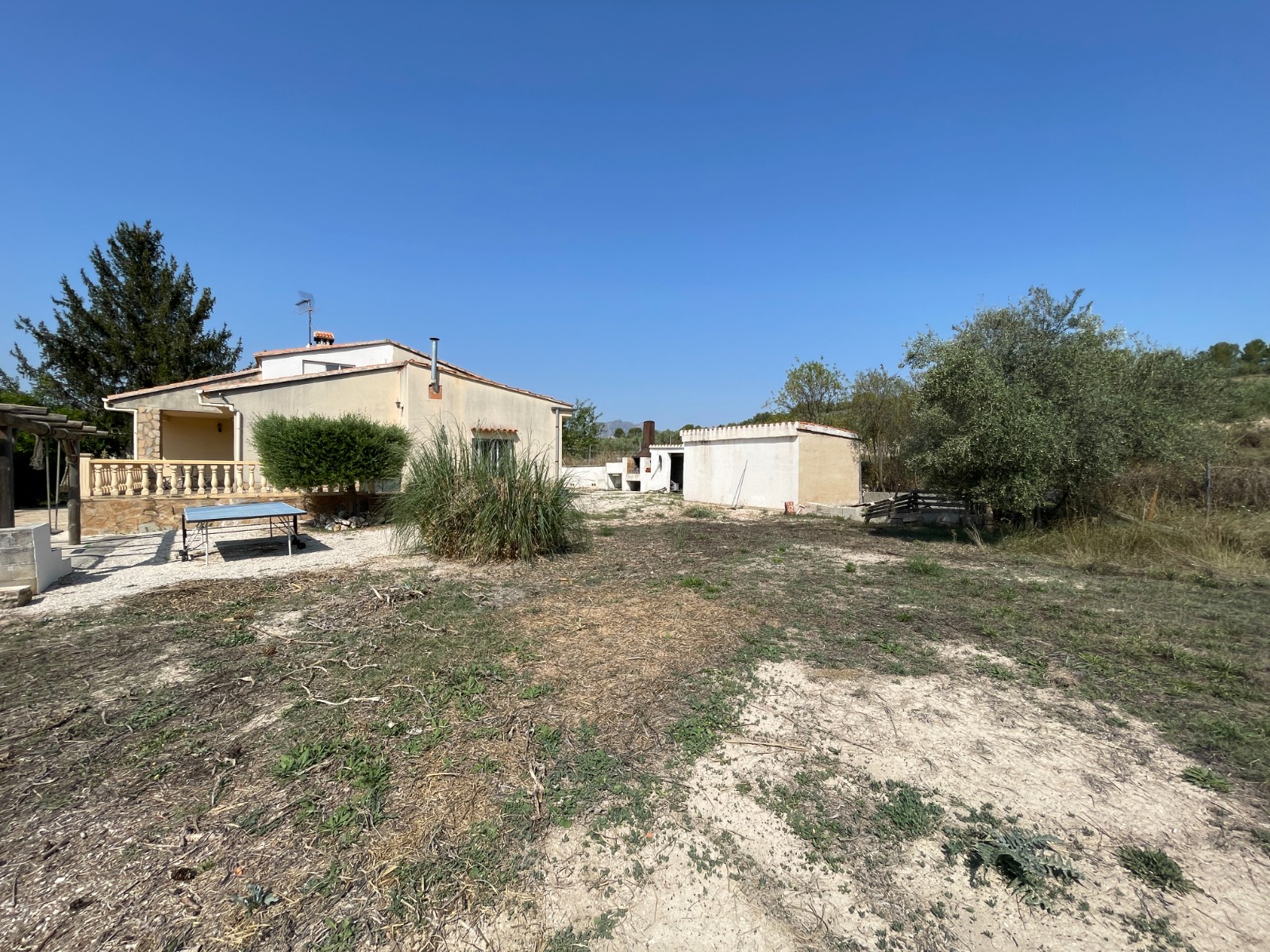 House in Alicante - view 1