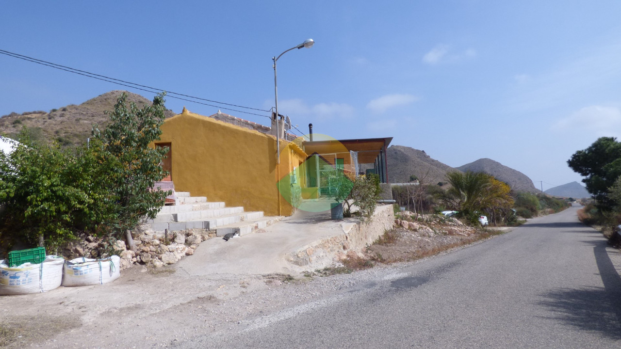 House in Los Lorcas - view 1
