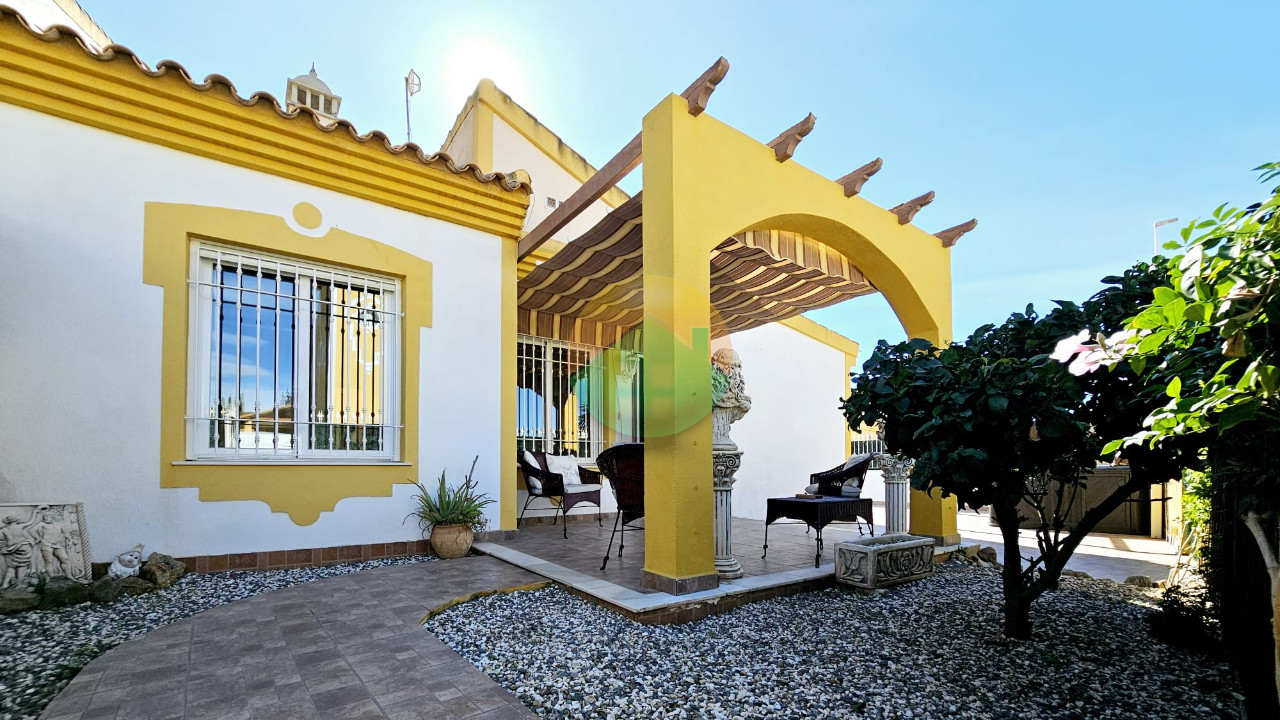House in Camposol - view 1