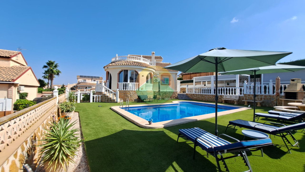 House in El Puerto de Mazarron - view 1