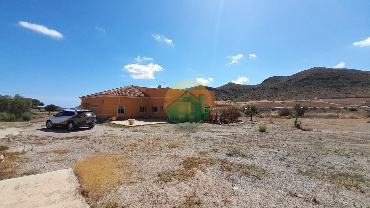 Farm, Ranch or Equestrian in Barranco de Seca - view 1