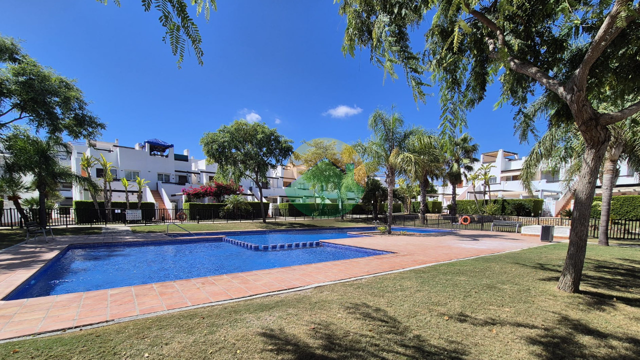Apartment in Pareton - view 1