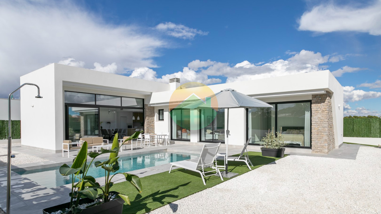 House in Murcia - view 1