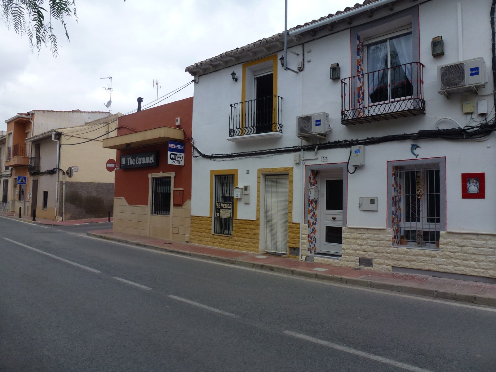 House in Hondon de los Frailes - view 1