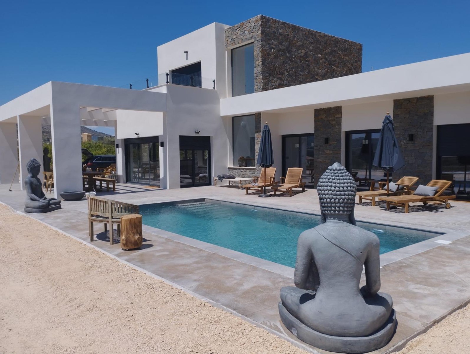 House in Aspe - view 1
