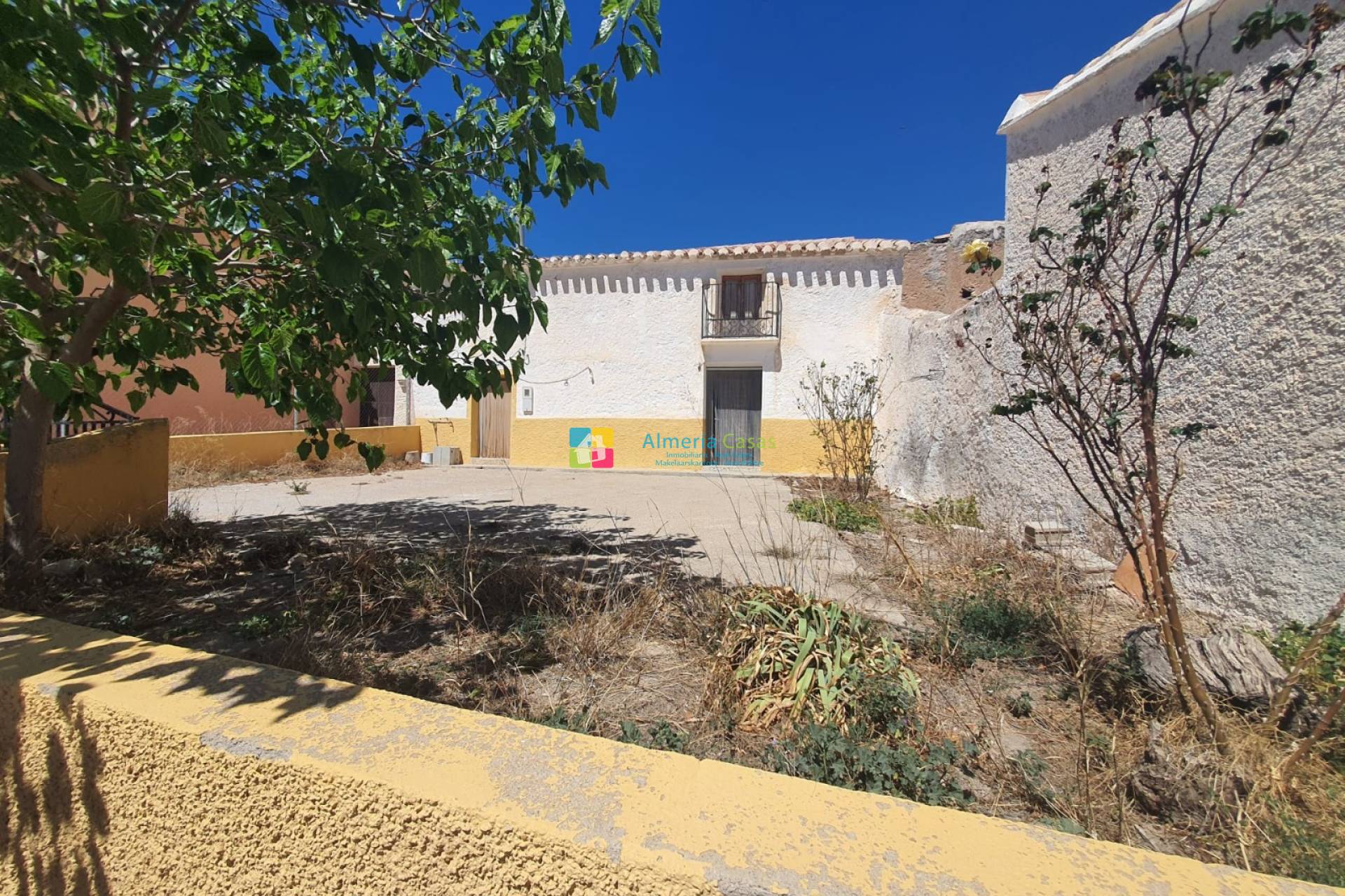 House in Velez-Blanco - view 1