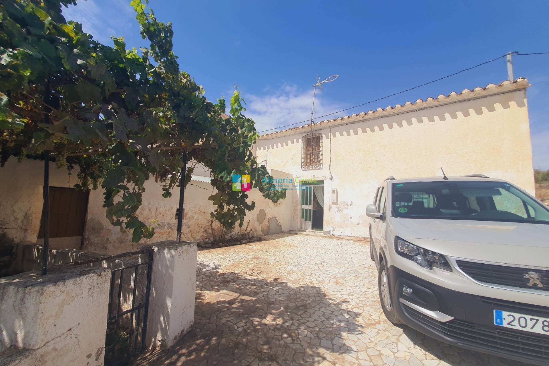 House in Almeria - view 1