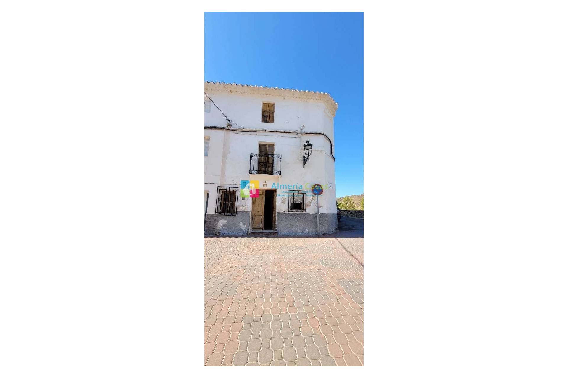 House in Arroyo Albanchez - view 1