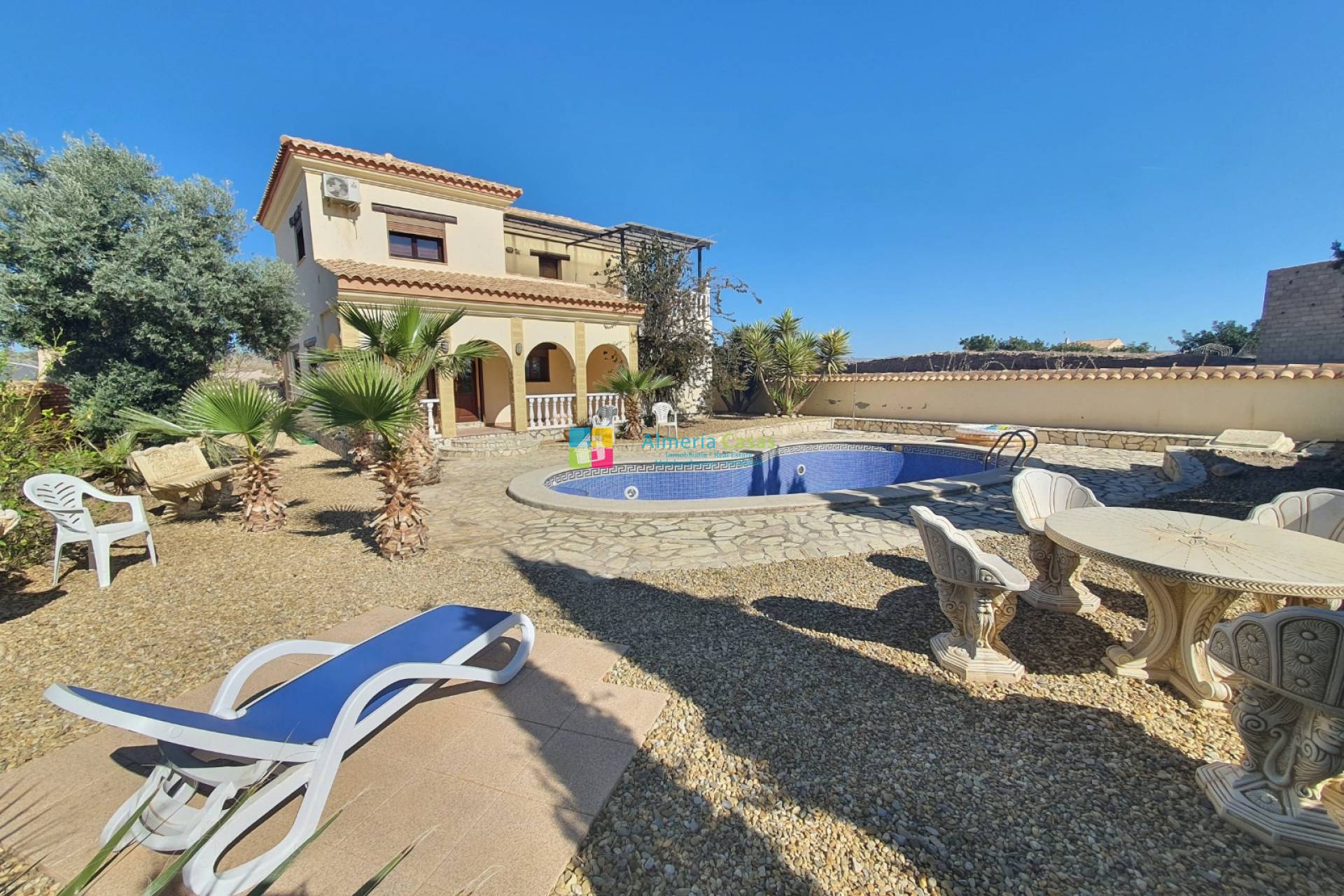 Villa in Almeria - view 1