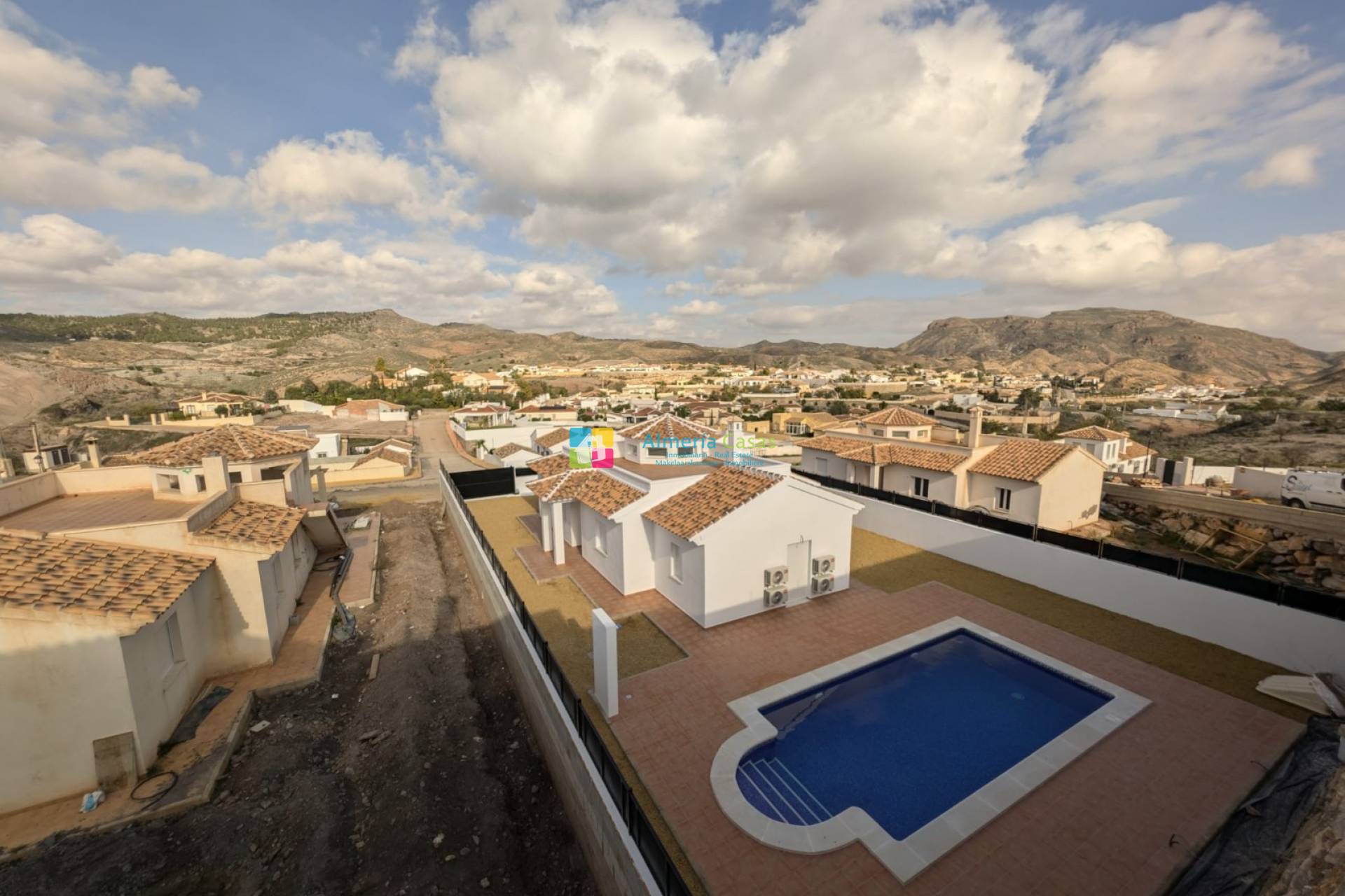 Villa in Almeria - view 1